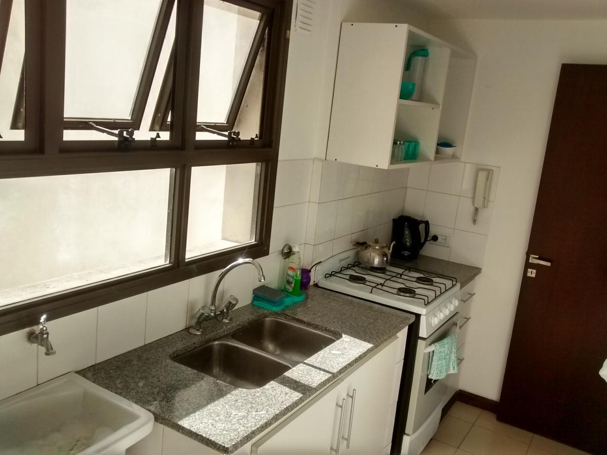 Departamento Plaza Moreno Con Balcon ลาปลาตา ภายนอก รูปภาพ